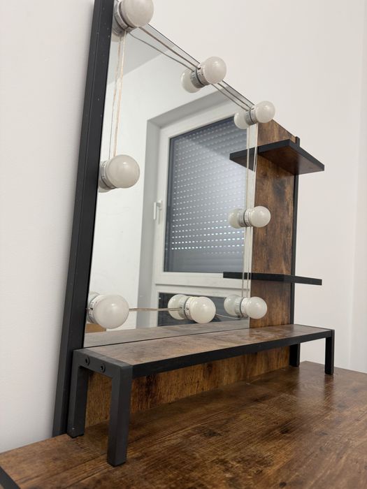 Toaletka do makijażu