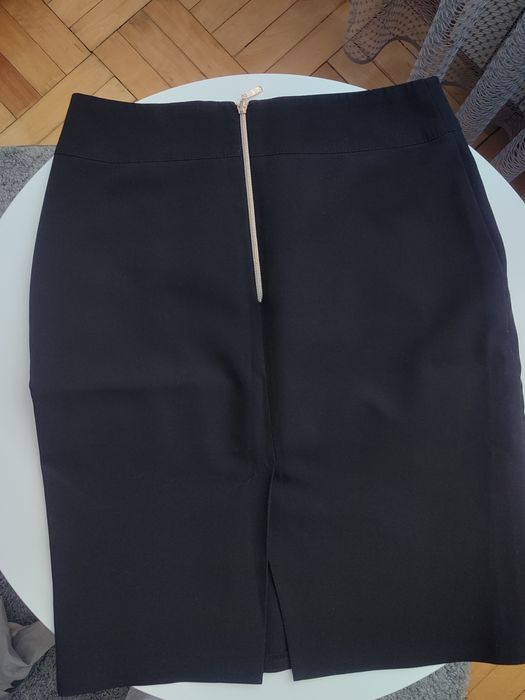 Продам спідничку