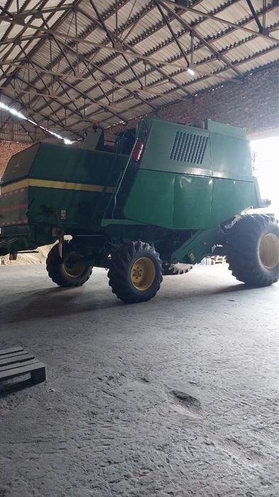 Комбайн John Deere 1550 WTS