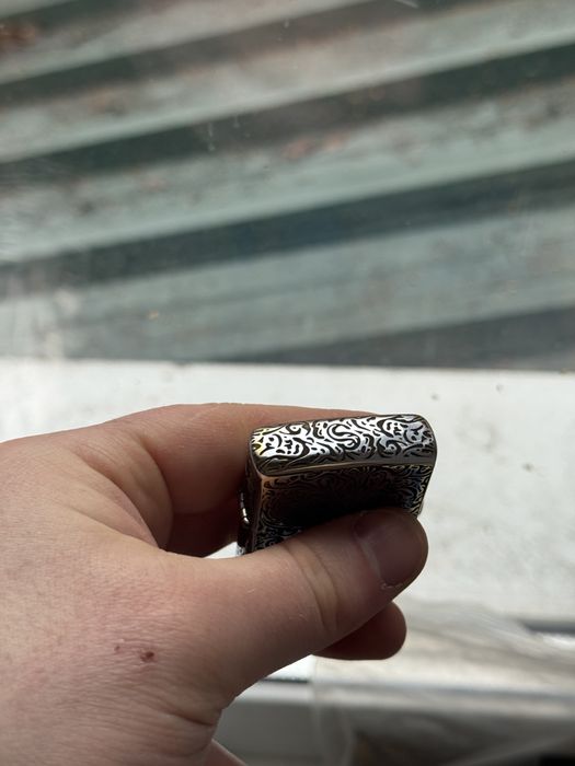 Оригінальна запальничка Zippo Constantine