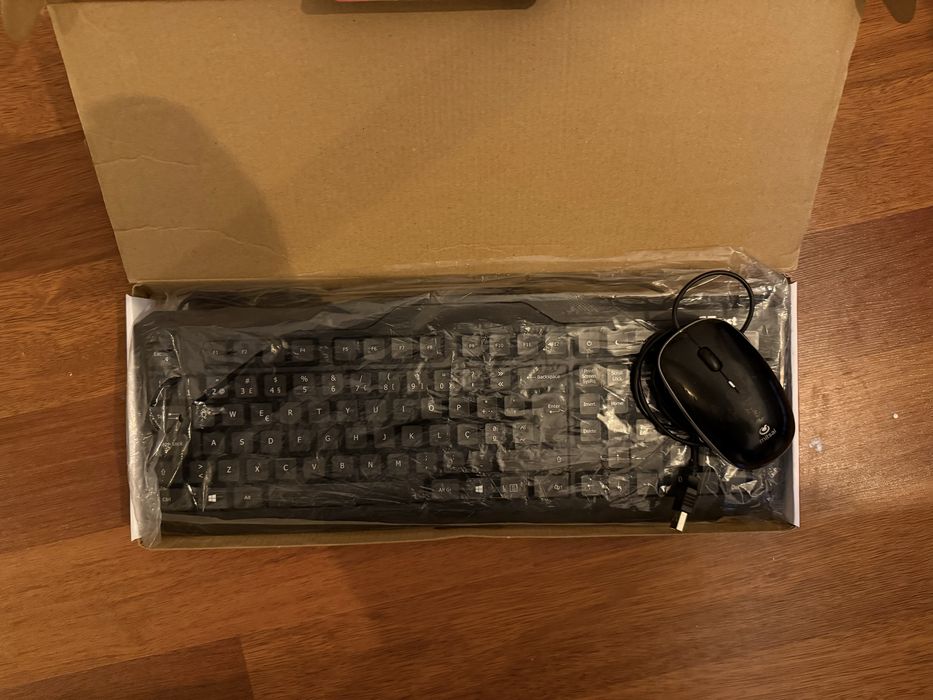 Teclado PT/PT + Rato