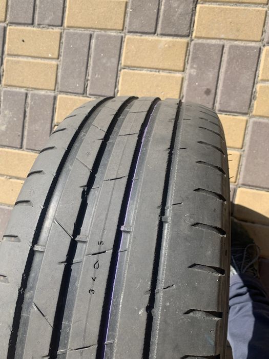 Продам гуму nokian літо r17 run flat 225/55
