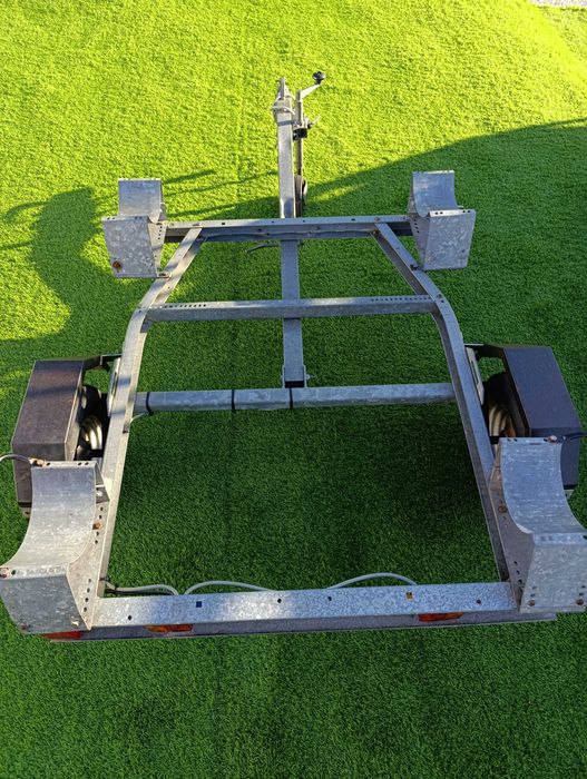 Atrelado galvanizado