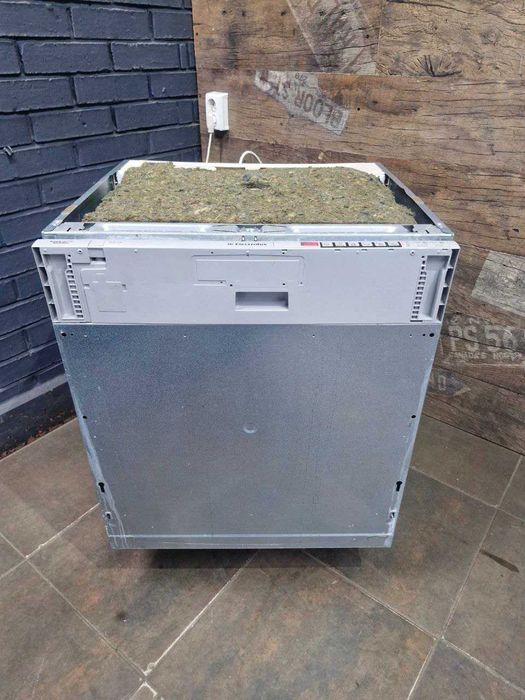 Вбудована посудомийна машина Beko DIN39330