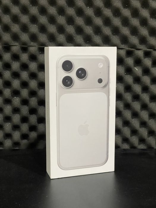 I Phone 17 Pro - Branco