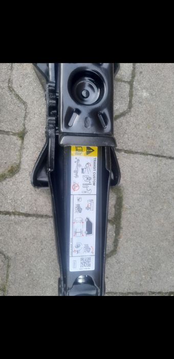 Lewarek samochodowy bus Transit Custom, ducato.  Podnośnik  samo. Nowy