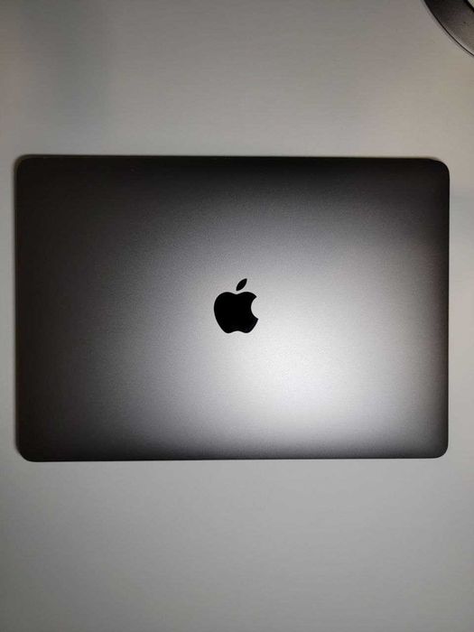 MacBook Pro 13" 2017 i5 8GB/128GB Space Gray, zadbany