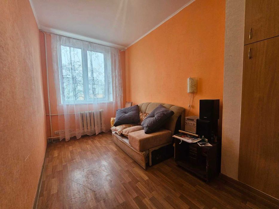 Продам 3 комн кв 60 м2 с Ремонтом ул Тархова  метро Индустриальная OA