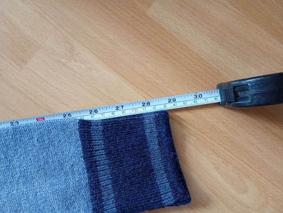 Sweter niebieski