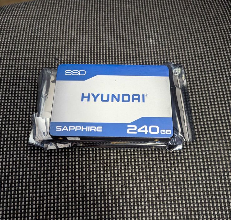 SSD диск Hyundai Sapphire 240GB C2S3T/240G SATA III 2.5"