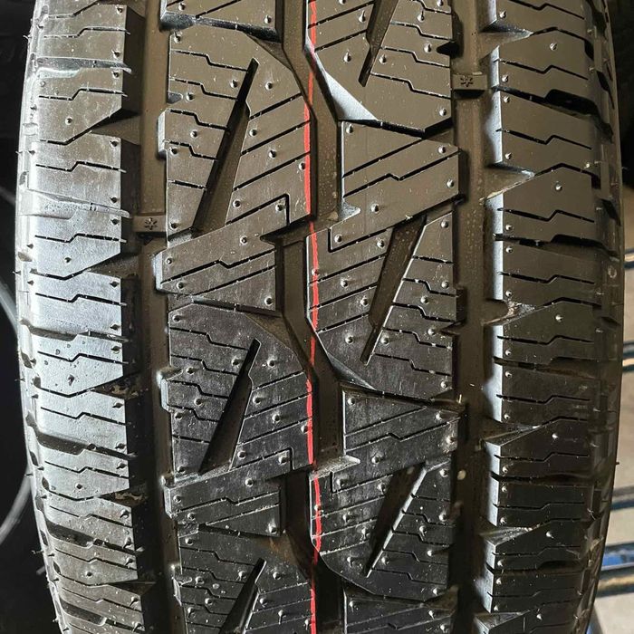 Шини нові 255/65/17 - 4шт Bridgestone Dueler A/T 001