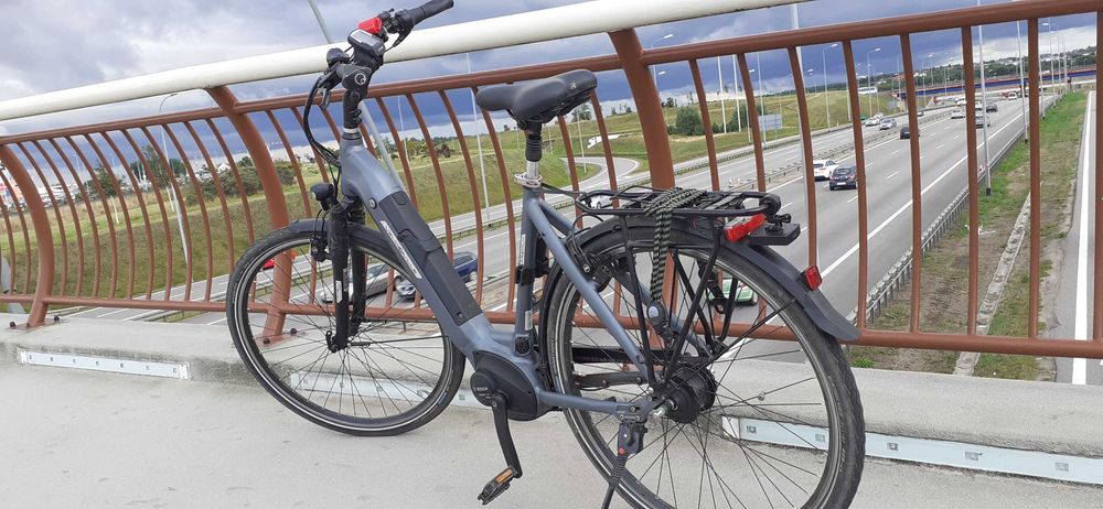 Rower ze wspomaganiem. 28" Velo de Ville CEB 900 Bosch