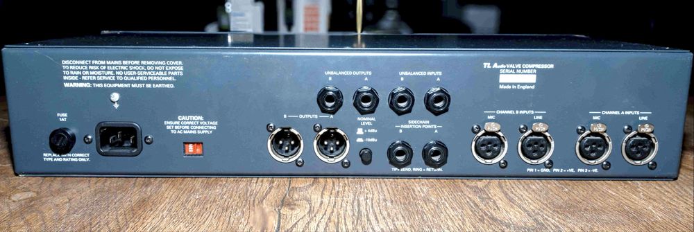 TL Audio C1 lampowy kompresor stereo studyjny Szary wersja poszukiwana