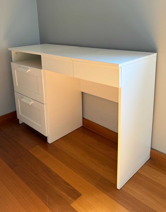 Toucador branco IKEA
