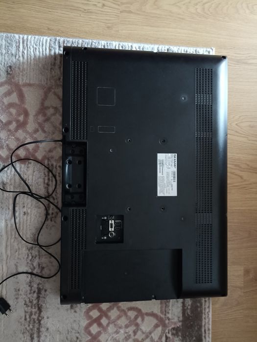 Telewizor SHARP wraz z dekoderem DVB-T