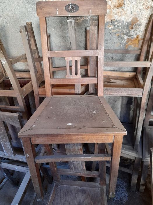 Cadeiras para restauro