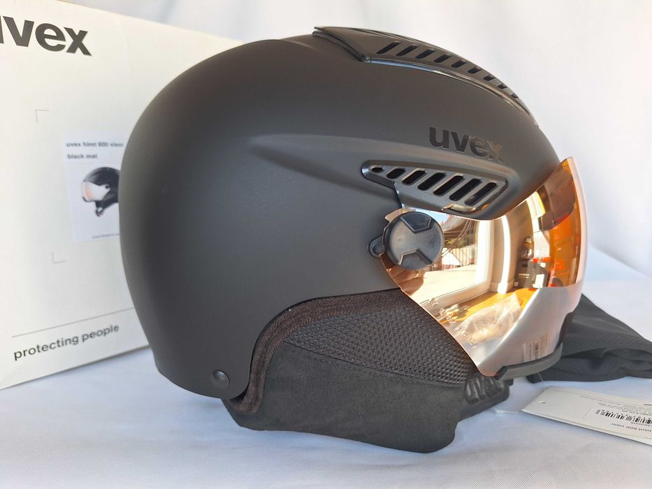 Kask narciarski Uvex HLMT 600 Visor Black Mat M 55-57cm