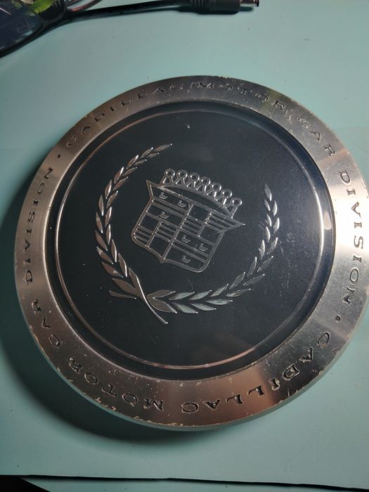 Zaślepka do cadillaca lat 80 90 kolekcja