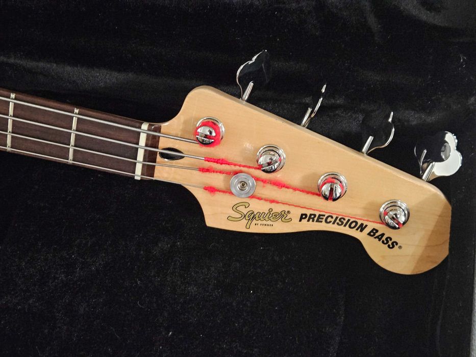 Baixo Fender Squier PJ sunburst