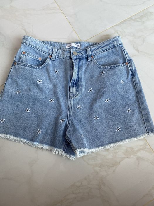 Продам шорти джинсові. нові