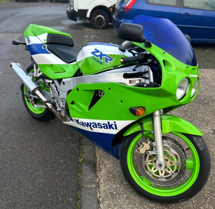 Kawasaki zxr 750 H1