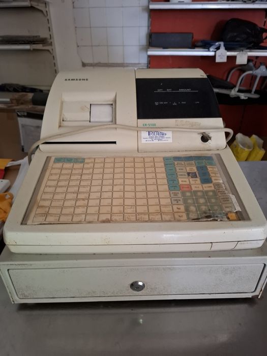 Vários utensílios de café