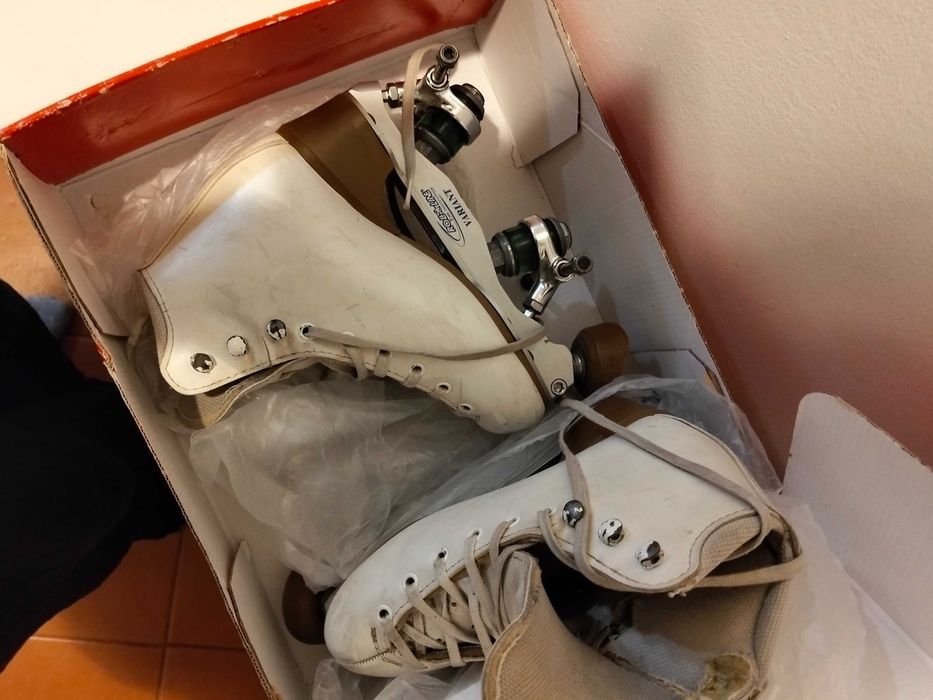 Patins 225 (33) edea com rodas e rolamentos novos ( 1 mês de uso) komplex red GT
