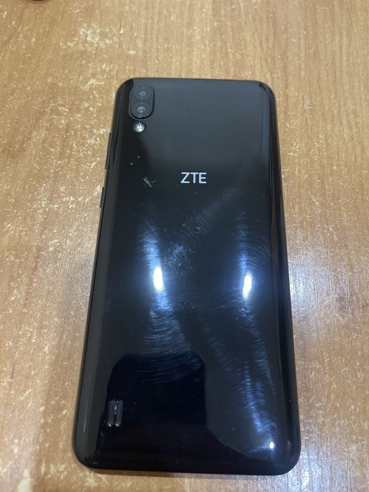 Продам 2 телефона одним лотом