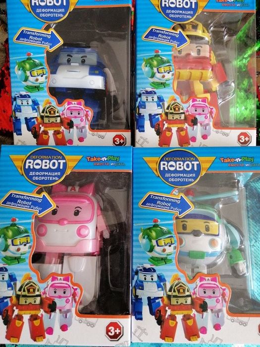 Робокар Полі, Поли, трансформуються