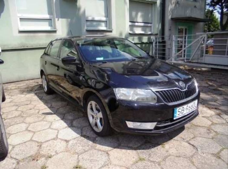 Skoda RAPID Stan bardzo dobry. Niski przebieg.