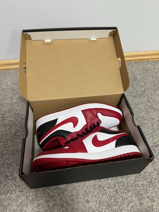 Air Jordan 1 Low Reverse Black Toe 43