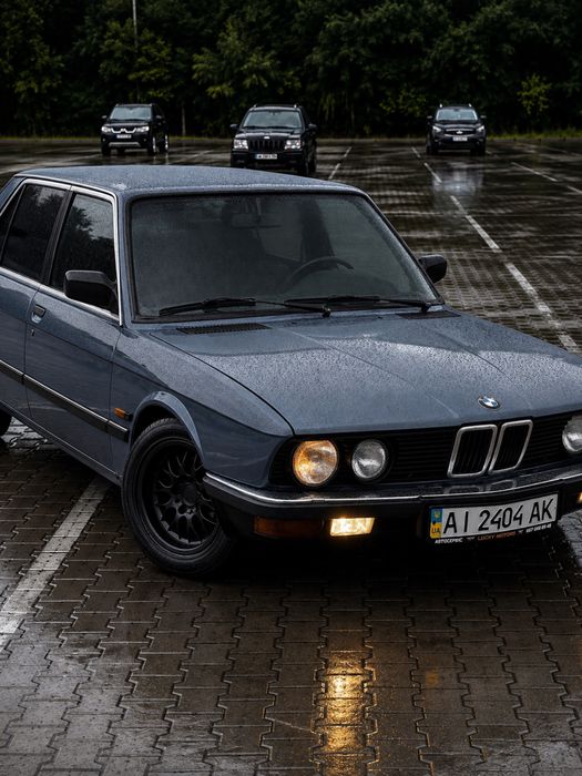 Bmw е28 520і.