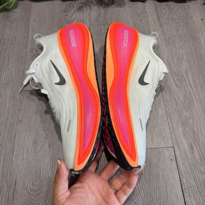 Nike Vomero Plus White R.39