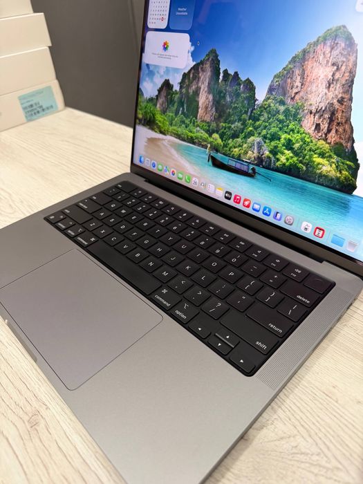 Used MacBook Pro M1 Pro 14” Space 16/512 Gb,гарантія від магазину iFriend.