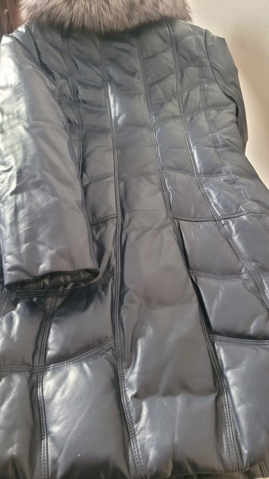 Пуховик жіночий шкіряний