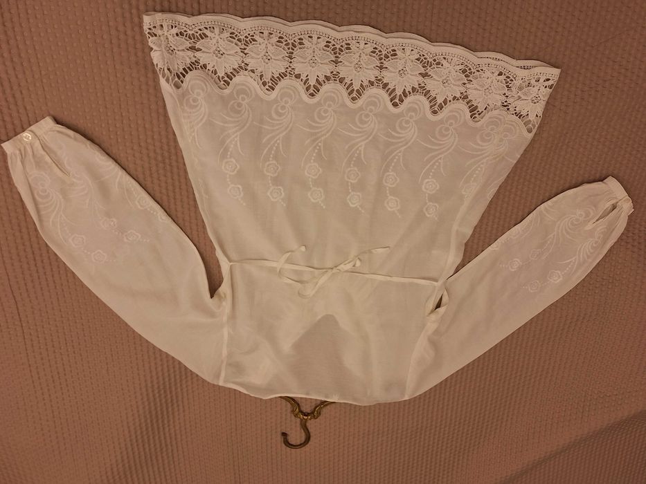 Tunika Peek&Cloppenburg wykończona koronką