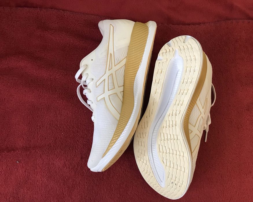 Ексклюзив! ASICS AUTORIDE 9(42) біло-золоті, Унісекс