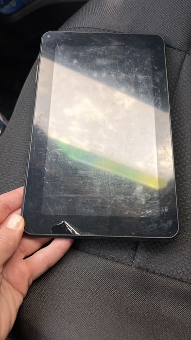 Планшет, Планшет на деталі