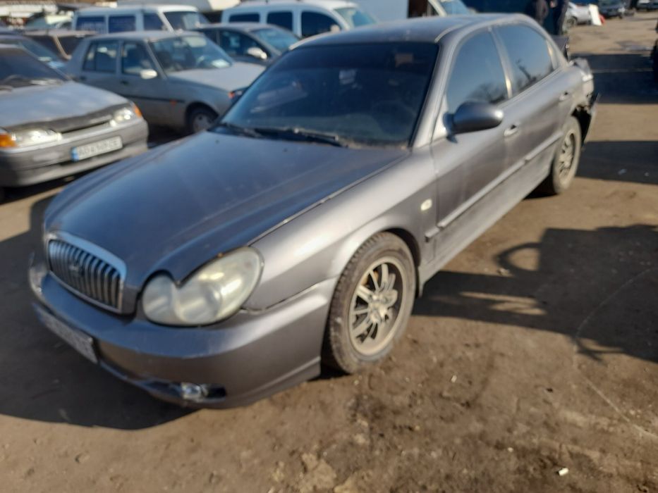 Разборка Hyndai Sonata 2004 рік 2.0 бензин