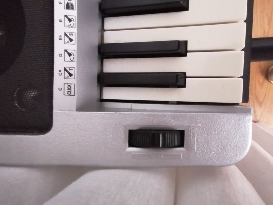 MK-5000 Teclado Portátil Gear4music