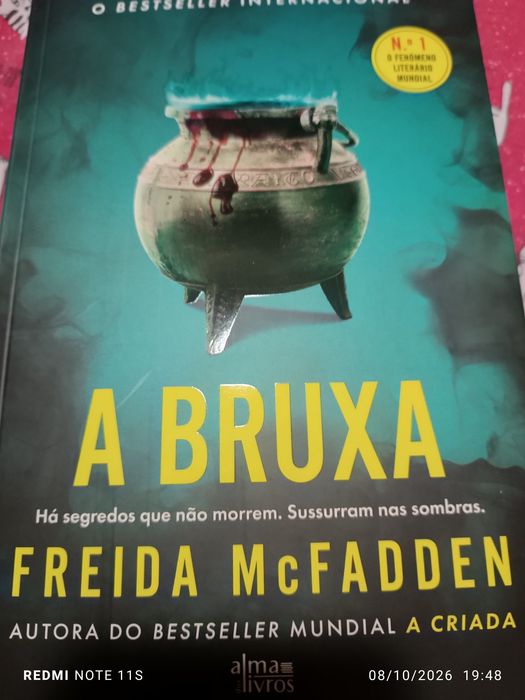 Livro novo a Bruxa da Freida McFadden