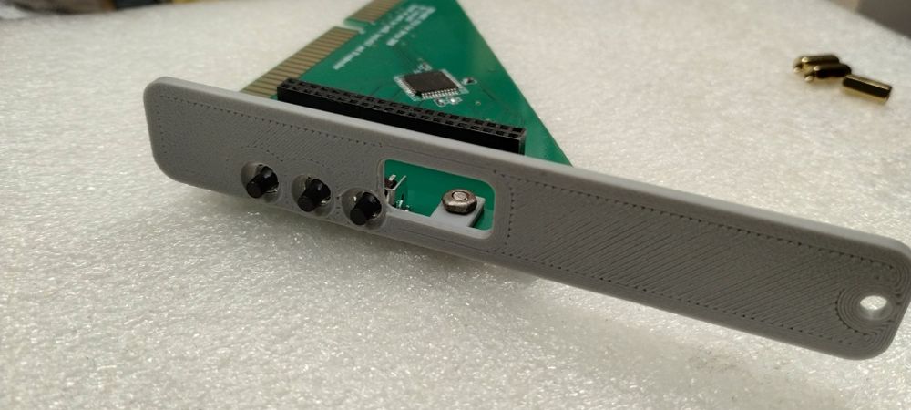 Amiga  2000 karta RGB2HDMI 2.2 CPLD