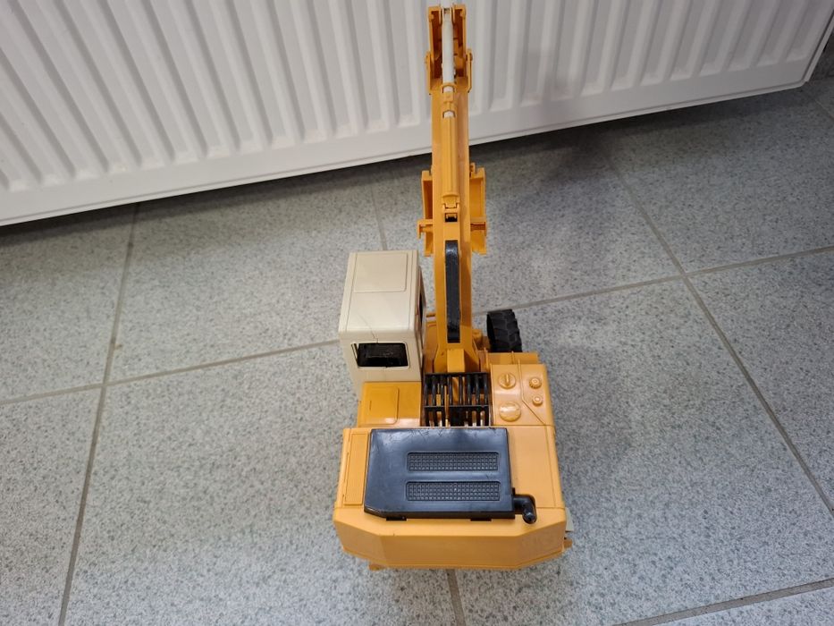 Bruder koparka model