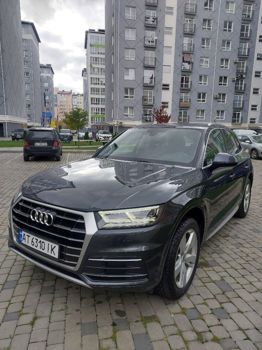 AUDI Q5  Premium  plus  2.0  2018