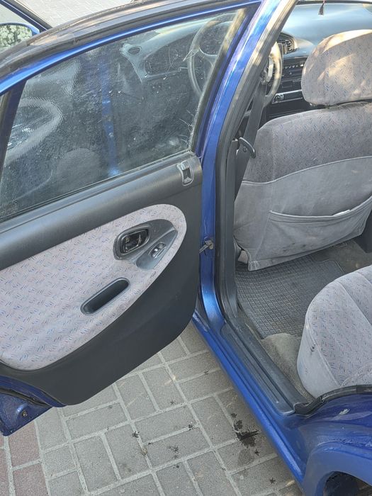 Hyundai Sonata Y3 1996 року