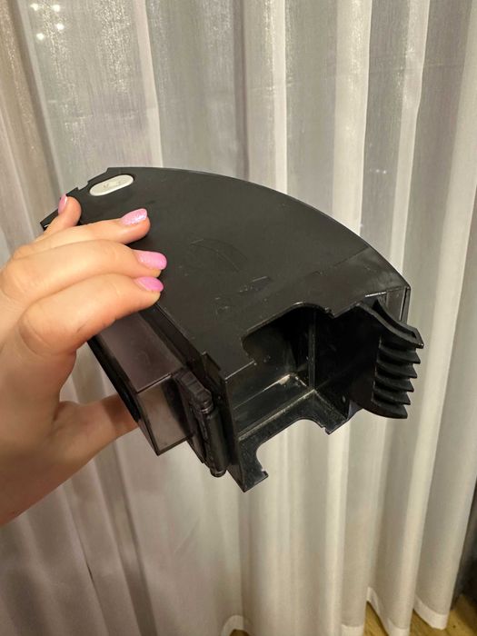 robot sprzątający iRobot Roomba i7