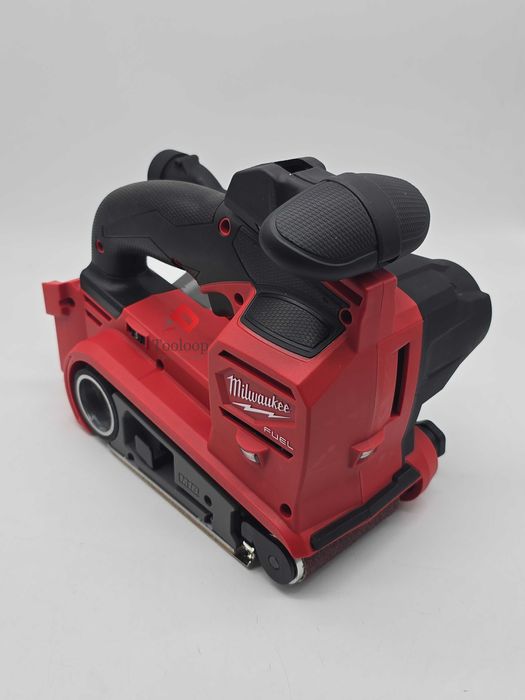 Milwaukee 2832 ленточная шлифовальная машина / Новая / В Наличии!!!