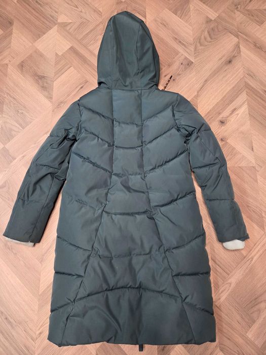 Продам зимову куртку MERRELL