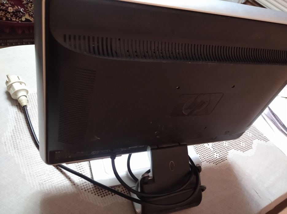 Монітор hp модель w 1907 v