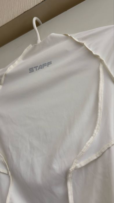 Жіночий топ Staff